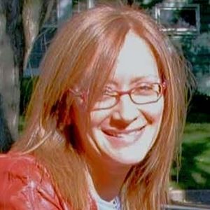 Meet your Posher, Adrienne